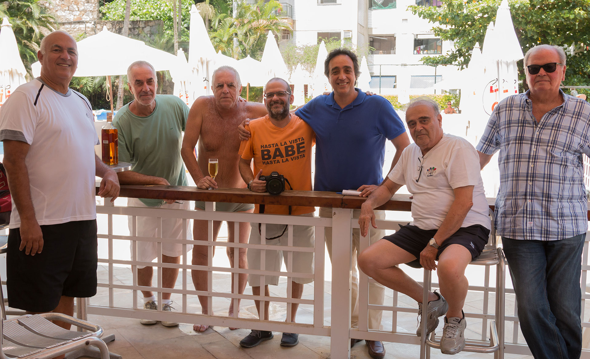 Luisinho, do Embalo do Catete, Fernando Canolongo, Filé, do Ordem e Progresso, Tabach, Pugliese, Leozinho e Pellicano, no Leme Tênis Clube.