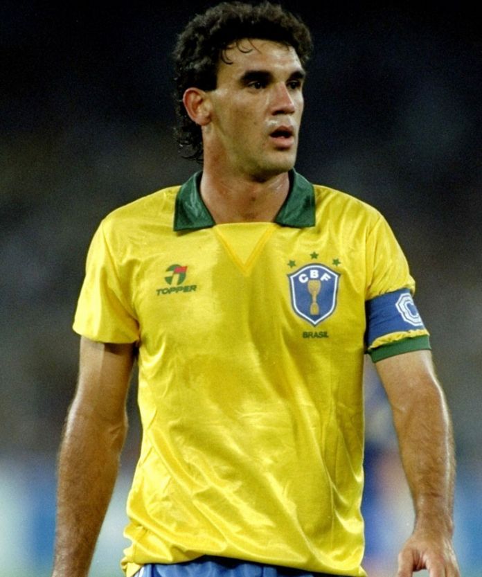 Ricardo Gomes durante uma partida da Seleção