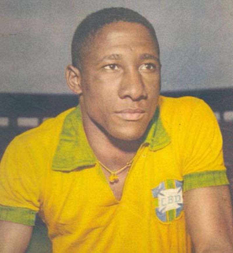 djalma-santos.jpg