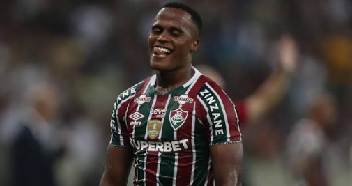 QUANDO UM ÍDOLO VAI EMBORA